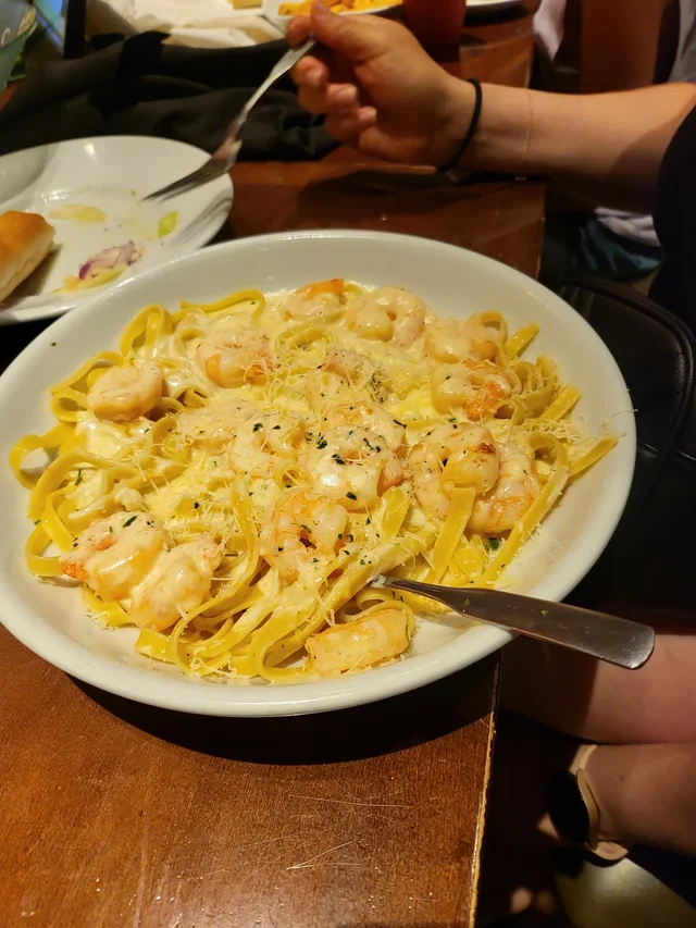 A delicious-looking dish from Olive Garden - photo 3